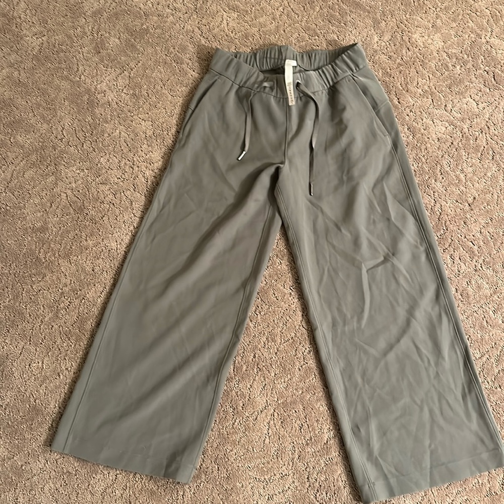 Lululemon capri pants. Size 4